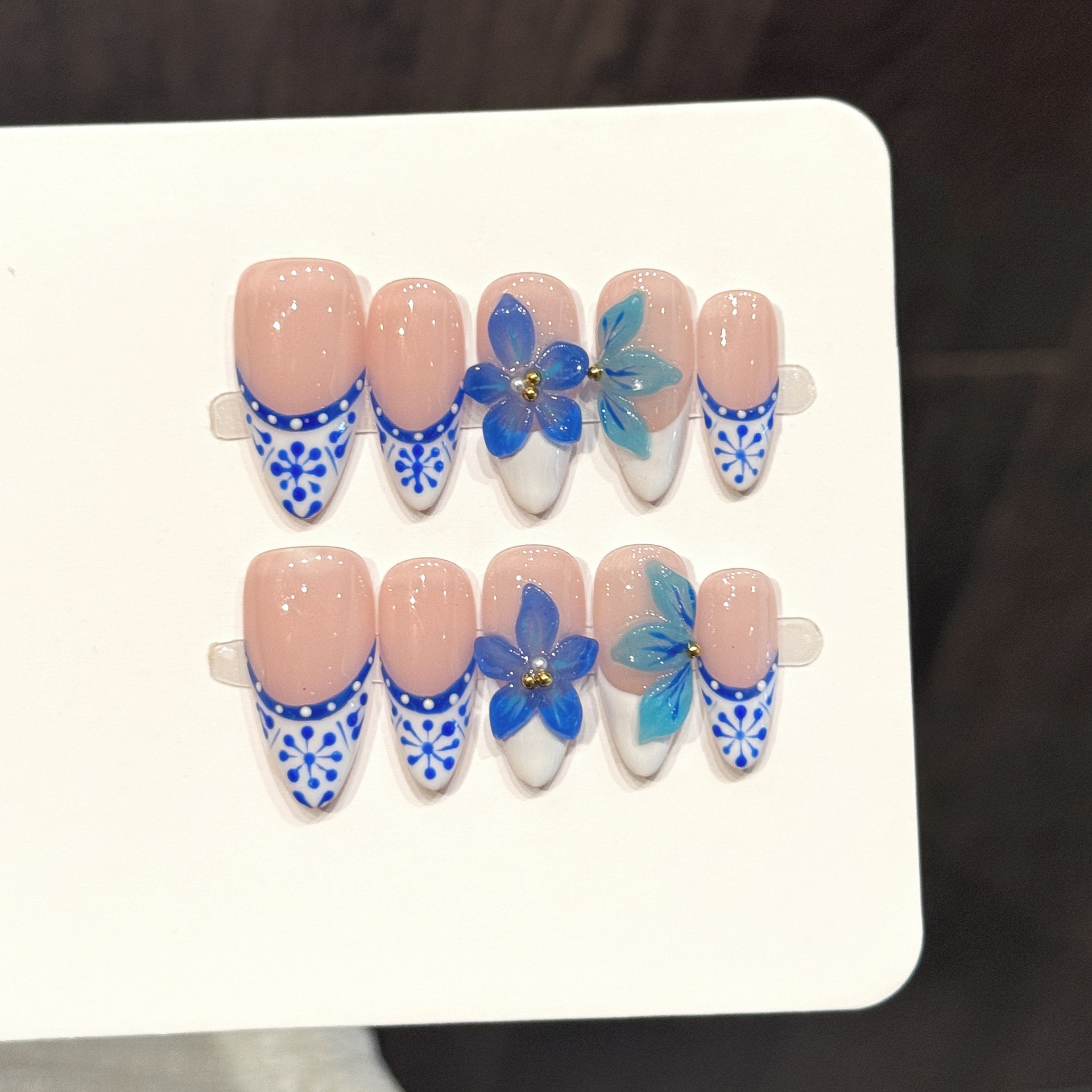 Resin Art Flowers - 10pcs Pure Hand Pressed Almond Nail