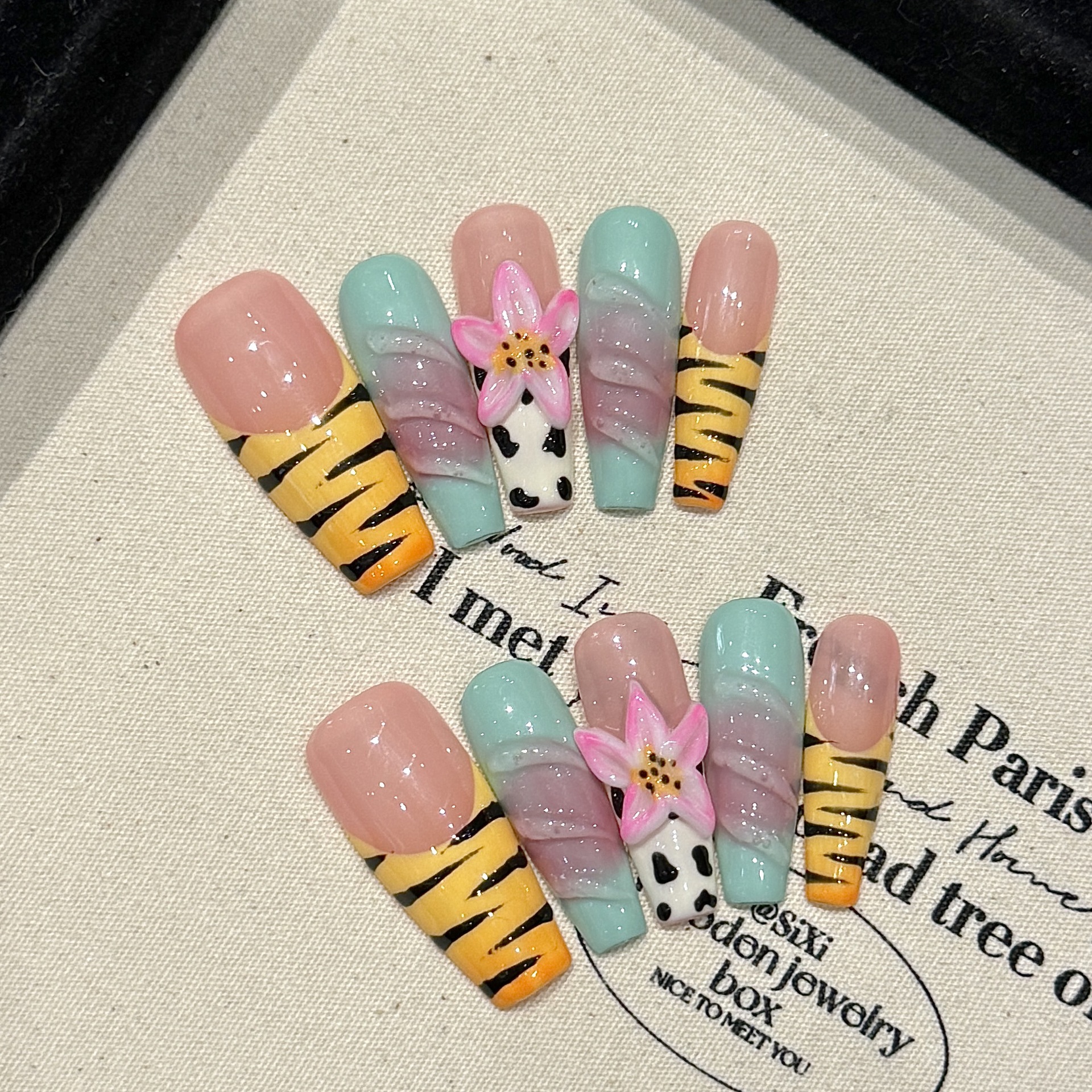 10pcs Pure Hand Pressed Coffin - Resin Art Flowers 评论和价格
