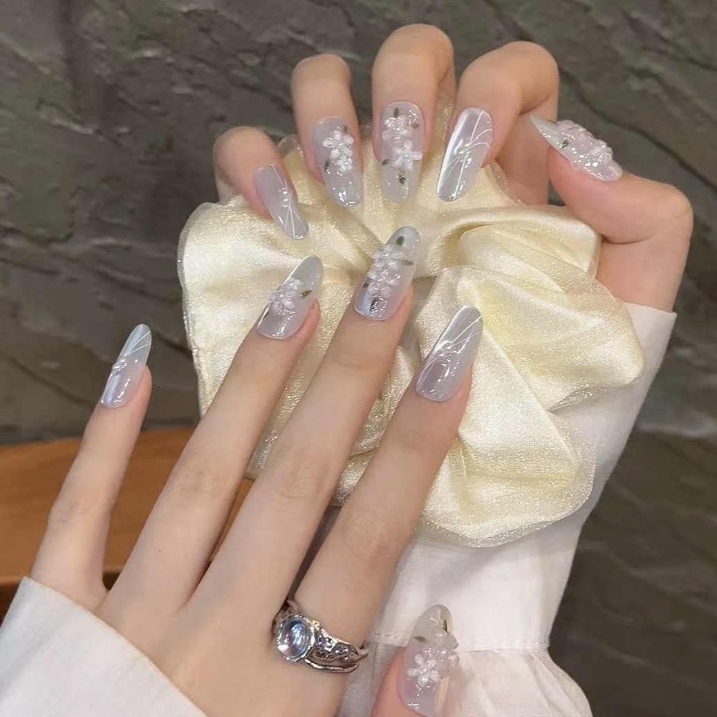 10pcs Glitter Sliver Press On  - Resin Art Flowers 评论和价格